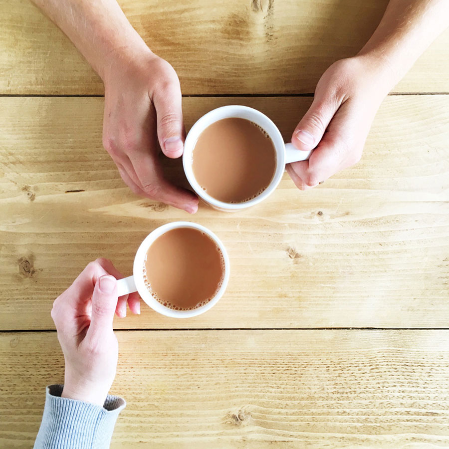 tea-drinking-together